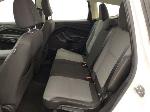 Used 2019 Ford Escape S image 18