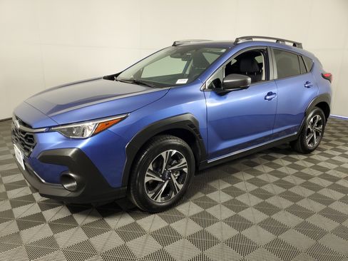 Used 2025 Subaru Crosstrek 2.0i Premium w/ Crosstrek Mirror Package image 8