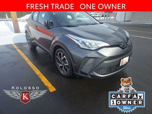 Used 2022 Toyota C-HR XLE image 1