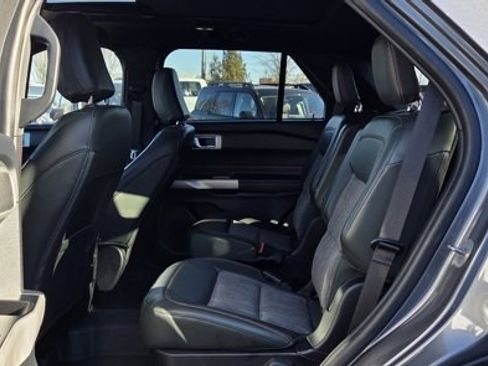 Used 2022 Ford Explorer Timberline image 13