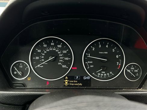 Used 2014 BMW 328i Gran Turismo xDrive image 24