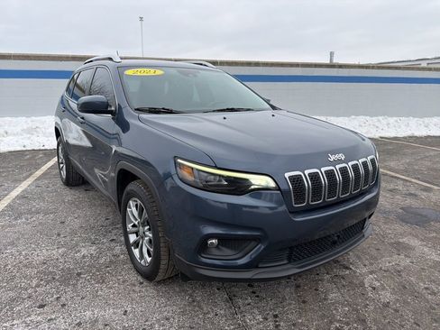 Used 2021 Jeep Cherokee Latitude Lux w/ Comfort/Convenience Group image 7