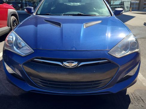 Used 2016 Hyundai Genesis 3.8 image 5