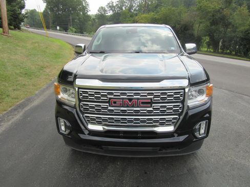 Used 2021 GMC Canyon Denali image 8