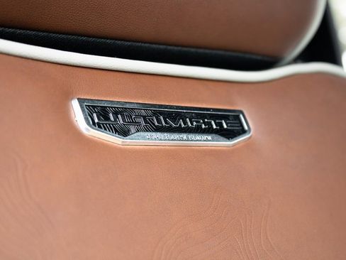 Used 2024 GMC Sierra 3500 Denali Ultimate image 18