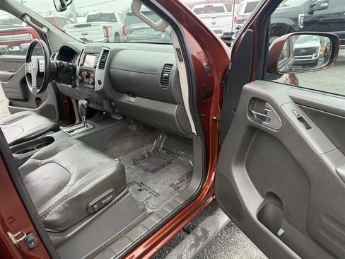 Used 2016 Nissan Frontier PRO-4X w/ Pro-4x Luxury Package image 14