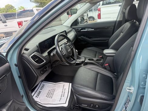 Used 2024 Kia Seltos EX FWD image 7