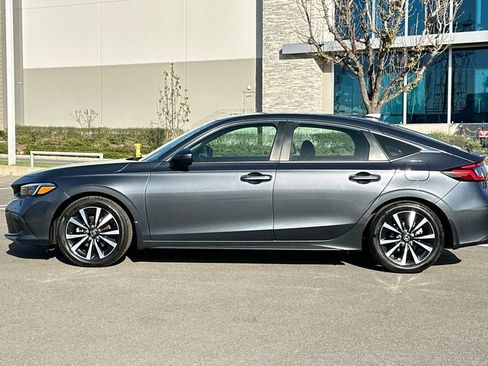 Certified 2024 Honda Civic EX-L image 7