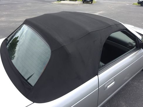 Used 2005 Ford Thunderbird RWD image 10