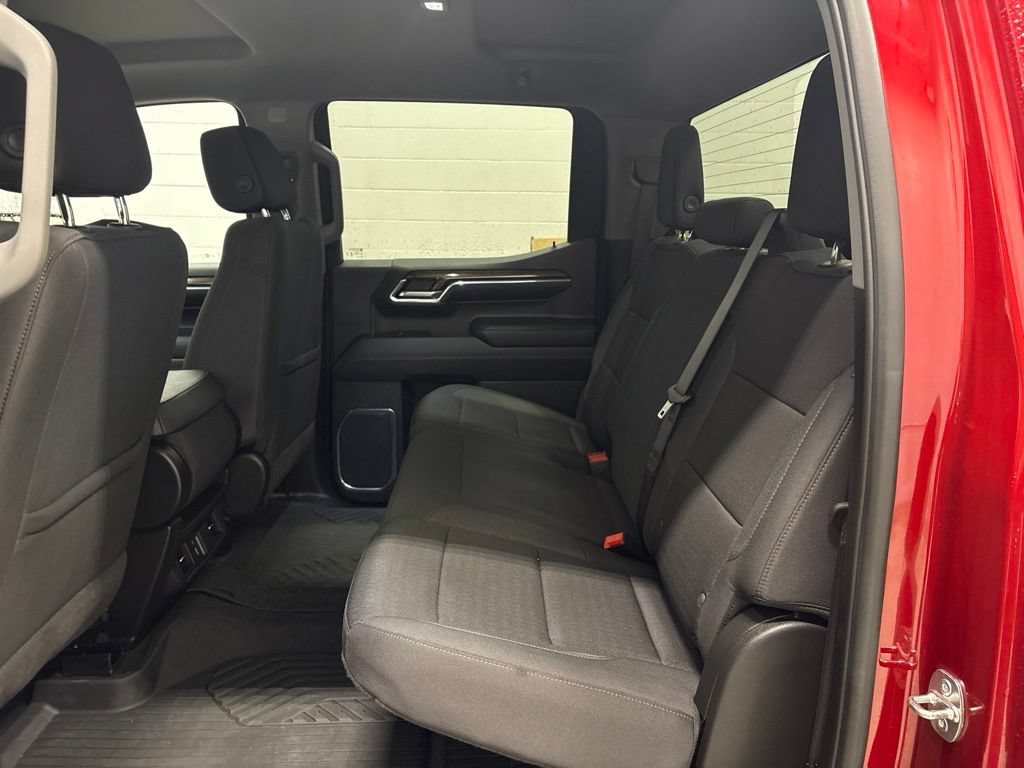 Used 2024 Chevrolet Silverado 1500 RST AWD/4WD image 34