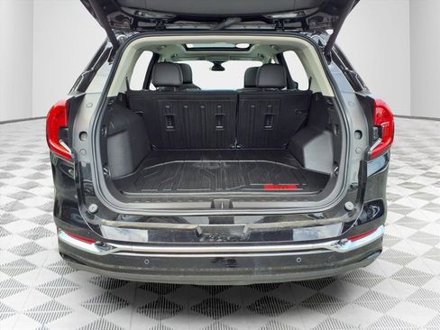 Certified 2024 GMC Terrain Denali w/ Denali Premium Package AWD/4WD image 7