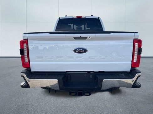 Used 2024 Ford F250 Lariat w/ Lariat Ultimate Package AWD/4WD image 3
