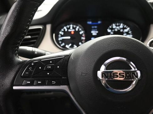 Used 2020 Nissan Rogue Sport SV w/ All-Weather Package AWD/4WD image 26