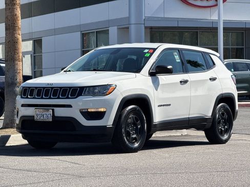 Used 2018 Jeep Compass Sport image 7