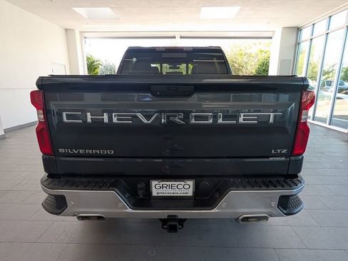 Used 2022 Chevrolet Silverado 1500 LTZ AWD/4WD image 12