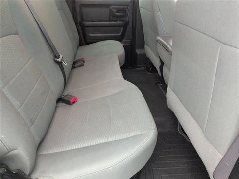 Used 2017 RAM 1500 Express image 19