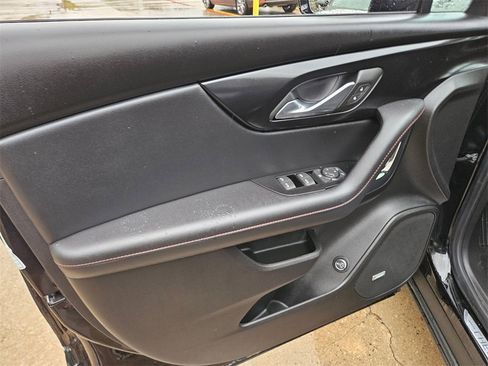 Used 2025 Chevrolet Blazer RS image 13