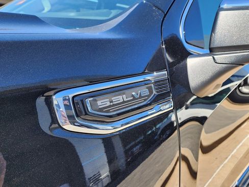 New 2026 GMC Sierra 1500 SLT w/ SLT Premium Plus Package image 11