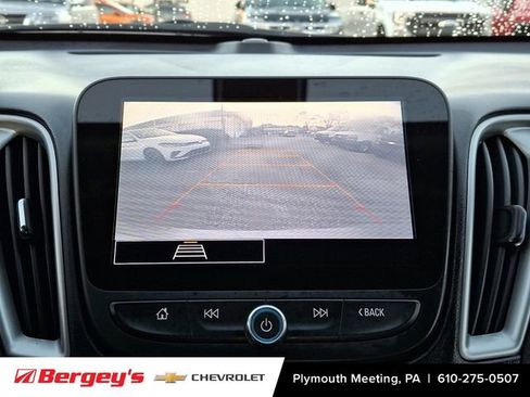 Used 2022 Chevrolet Malibu LS image 20