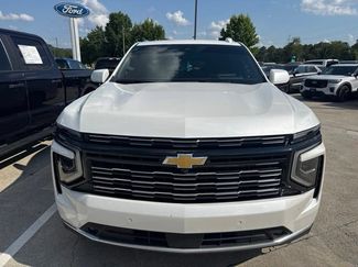 Used 2025 Chevrolet Suburban High Country AWD/4WD video 2