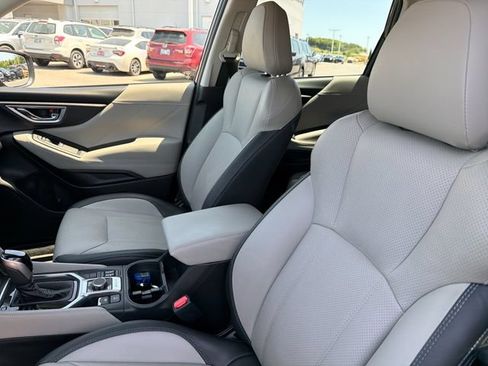 Used 2021 Subaru Forester Limited AWD/4WD image 21