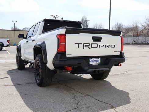 Used 2024 Toyota Tacoma TRD Pro AWD/4WD image 5