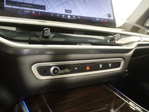 Used 2025 BMW X5 xDrive40i image 23