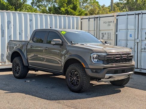 Certified 2025 Ford Ranger Raptor AWD/4WD image 3
