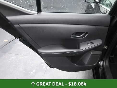 Used 2024 Nissan Sentra SV FWD image 38