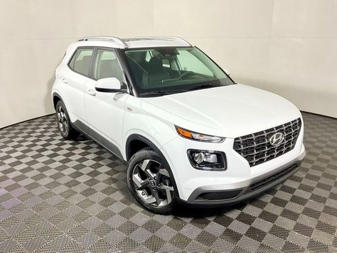 New 2026 Hyundai Venue SEL image 5