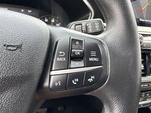 Used 2022 Ford Escape SE image 20