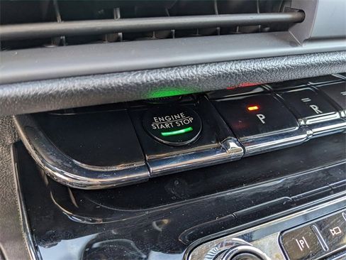 Used 2025 Lincoln Corsair Reserve image 27