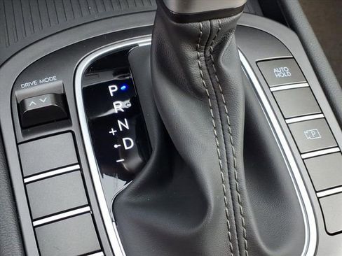 New 2026 Hyundai Kona SE image 7