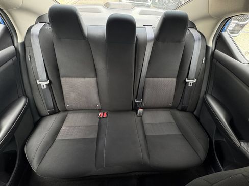 Used 2025 Nissan Sentra SV FWD image 37