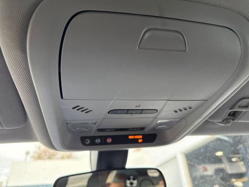 Used 2019 Chevrolet Equinox LT image 21