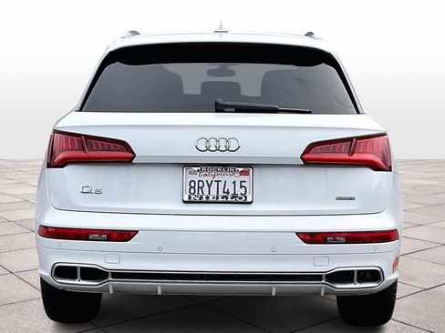 Used 2020 Audi Q5 e Premium Plus w/ Premium Plus Package image 7