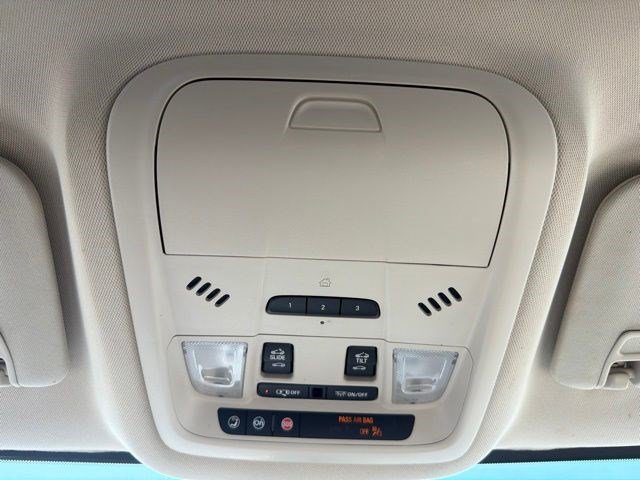Used 2020 GMC Acadia Denali w/ Technology Package FWD image 37
