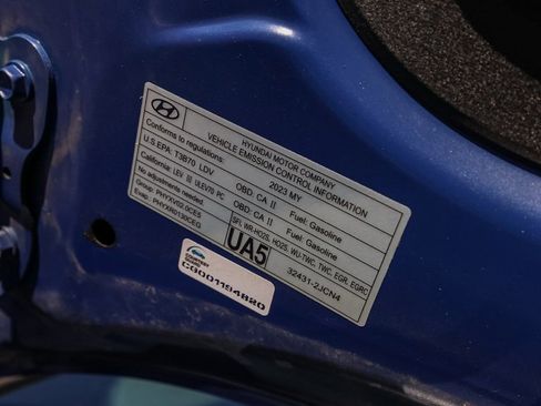 Used 2023 Hyundai Elantra SEL w/ Convenience Package image 31