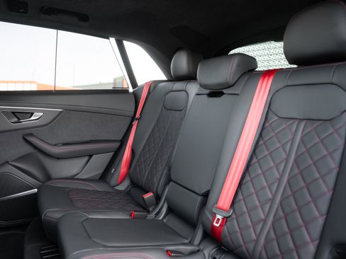 New 2026 Audi SQ8 Prestige AWD/4WD image 34