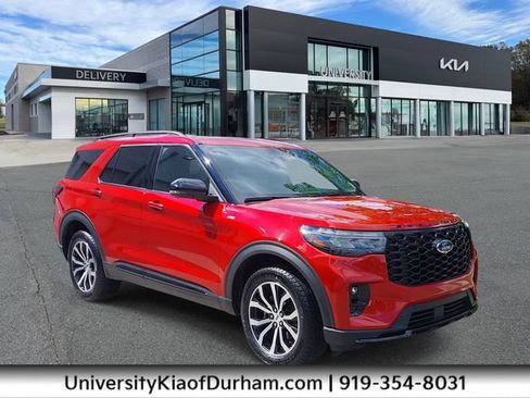 Used 2025 Ford Explorer ST-Line AWD/4WD image 1