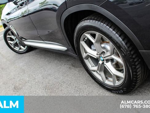 Used 2024 BMW X4 xDrive30i w/ Parking Assistance Package AWD/4WD image 12