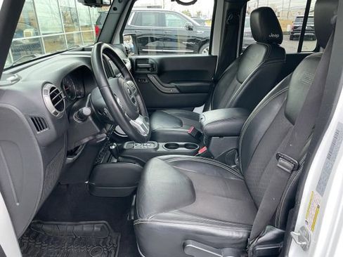 Used 2017 Jeep Wrangler Unlimited Sport image 17