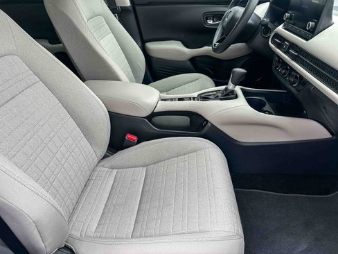 Used 2025 Honda HR-V LX image 24