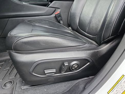 Used 2023 Jeep Grand Cherokee L Limited image 29