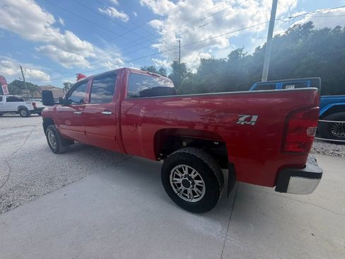 Used 2010 Chevrolet Silverado 2500 LTZ w/ LTZ Plus Package AWD/4WD image 5