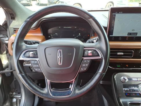 Certified 2021 Lincoln Nautilus Reserve AWD/4WD image 17