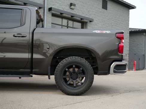 Used 2021 Chevrolet Silverado 1500 LT image 20