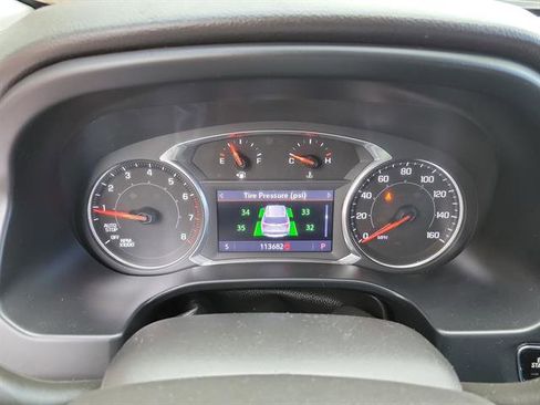 Used 2022 GMC Acadia SLT w/ Elevation Edition image 16