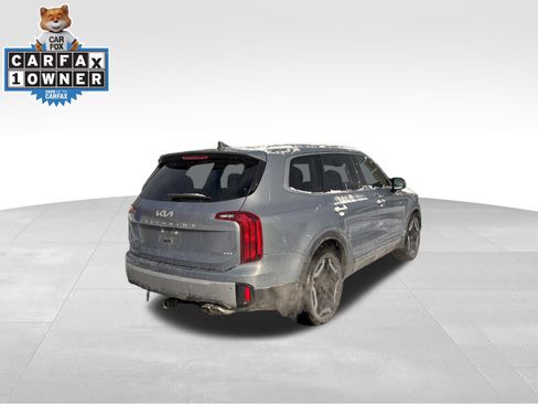 Used 2023 Kia Telluride S image 5