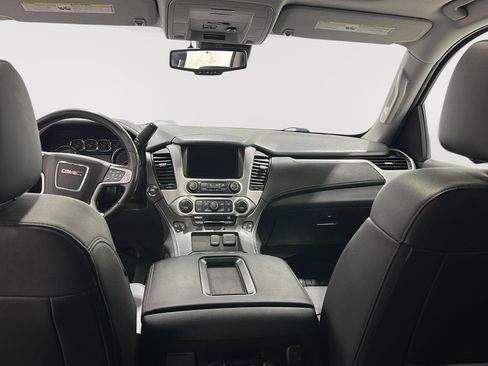 Used 2020 GMC Yukon XL SLT image 20